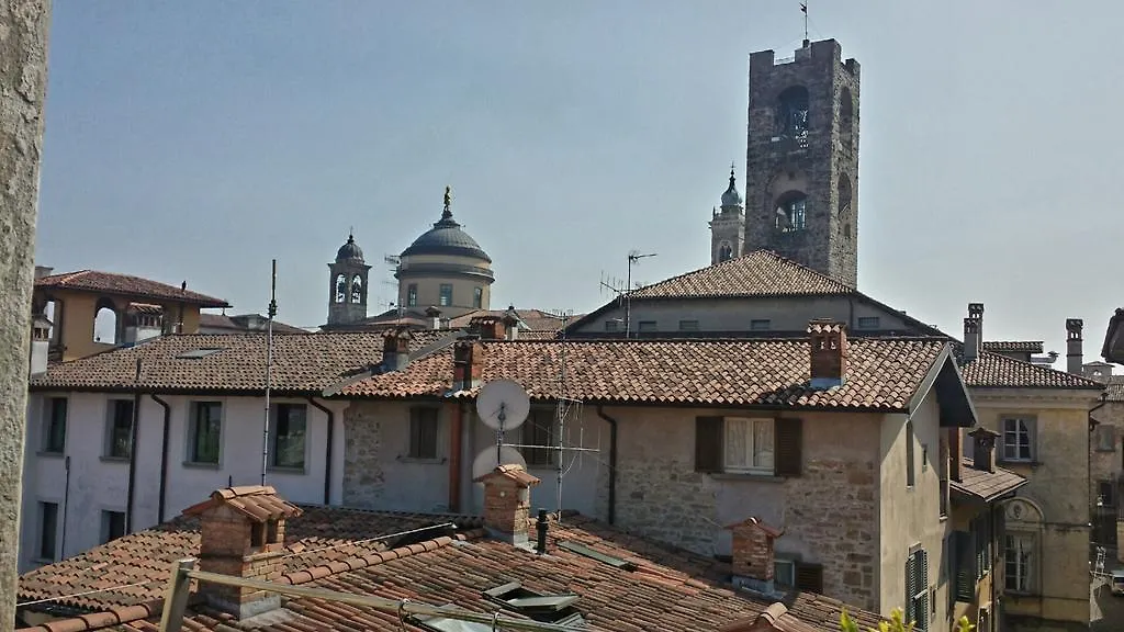 B&B La Torretta Di Via Tassis Bergamo 0*,